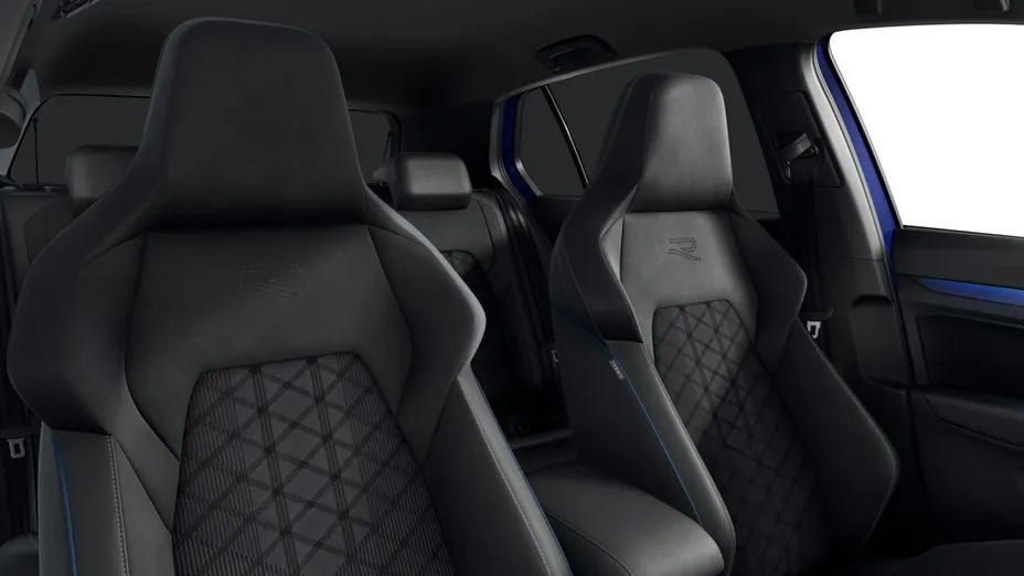 VOLKSWAGEN Golf -