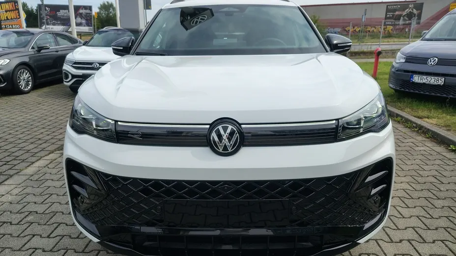 VOLKSWAGEN Tiguan -
