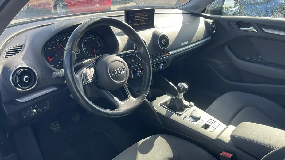 AUDI A3 Sportback -