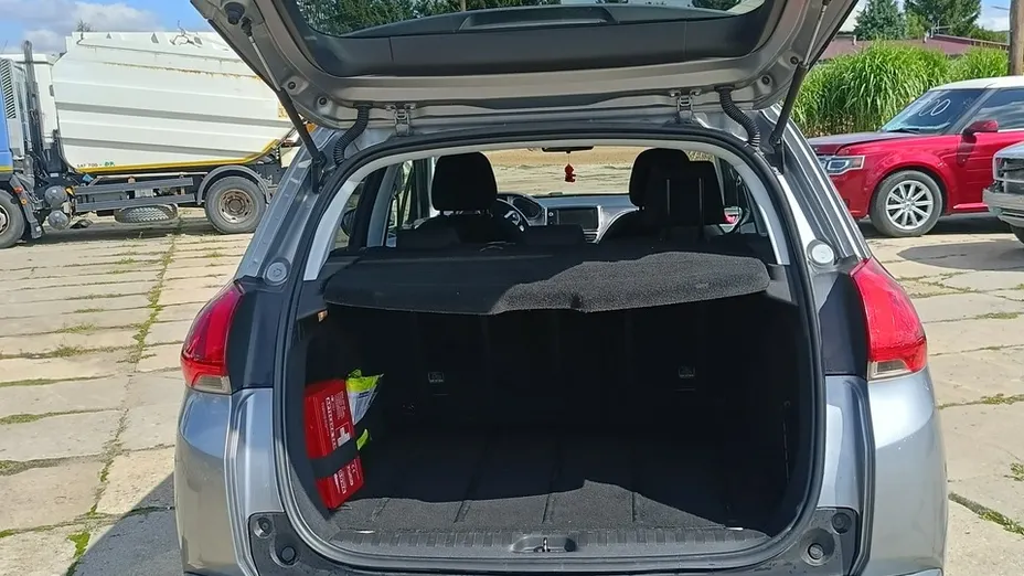 PEUGEOT 2008 -