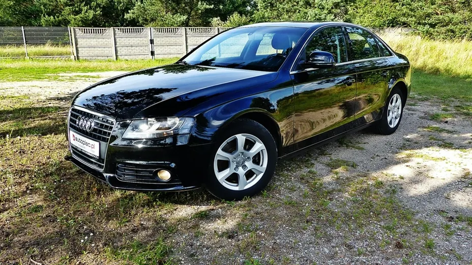 AUDI A4 -