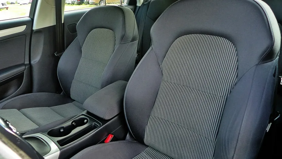 AUDI A4 -