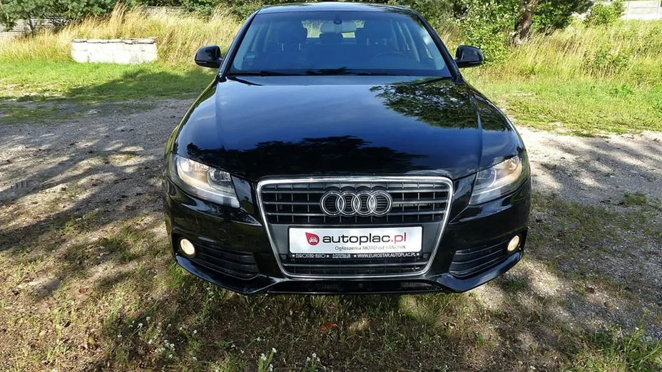 AUDI A4 -