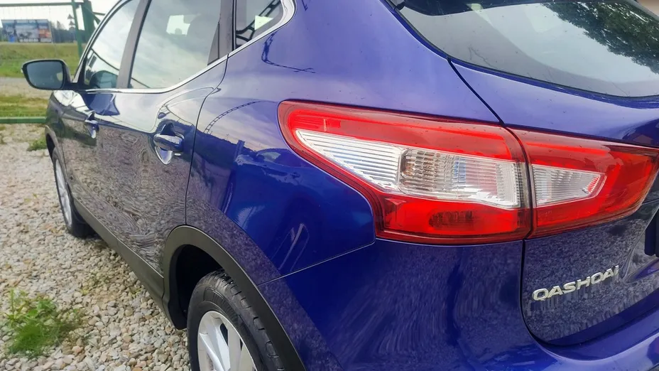 NISSAN Qashqai -