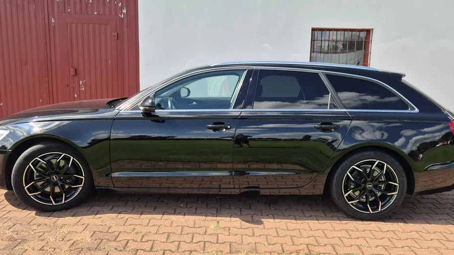 AUDI A6 Avant -