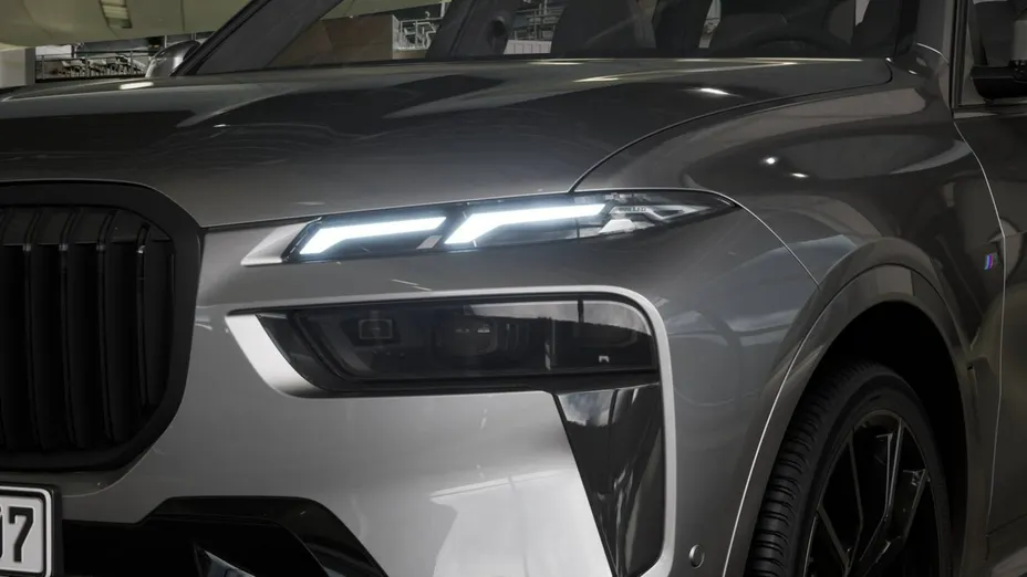 BMW X7 -