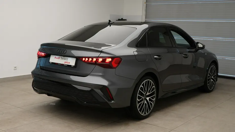 AUDI A3 Limousine -