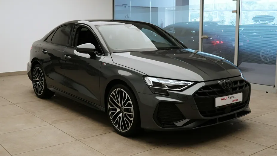 AUDI A3 Limousine -