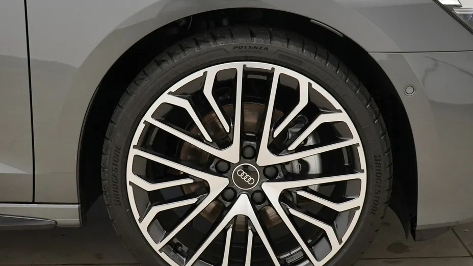 AUDI A3 Limousine -