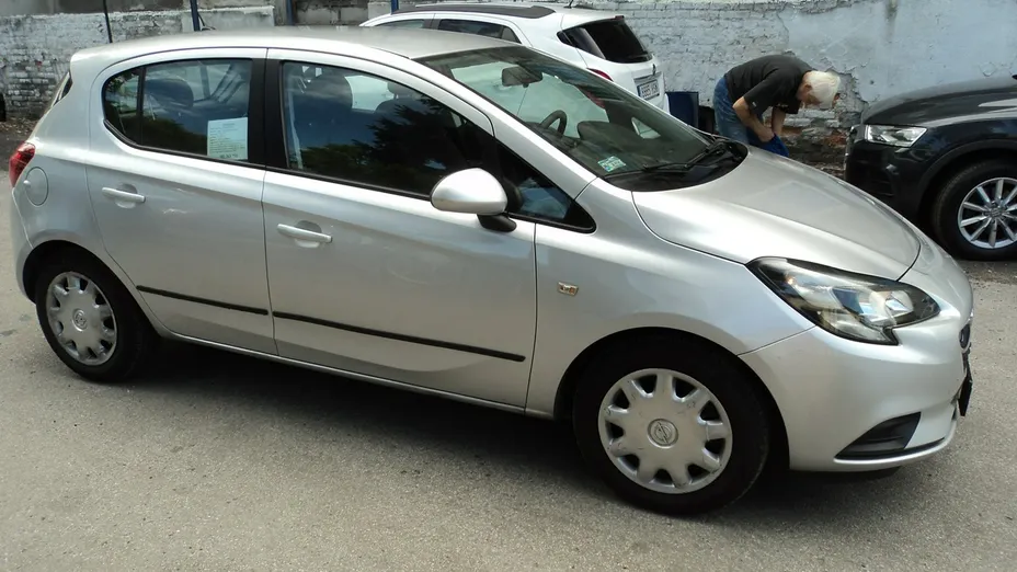 OPEL Corsa -