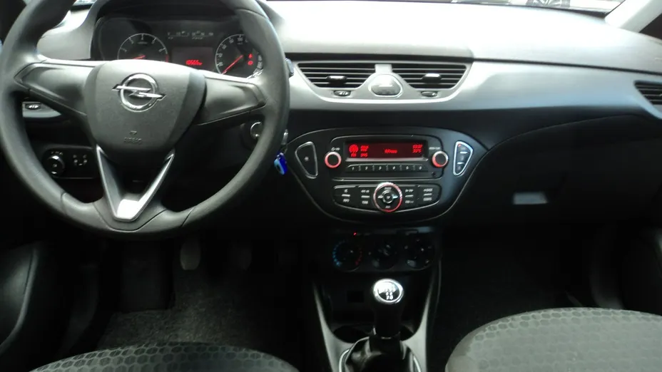 OPEL Corsa -