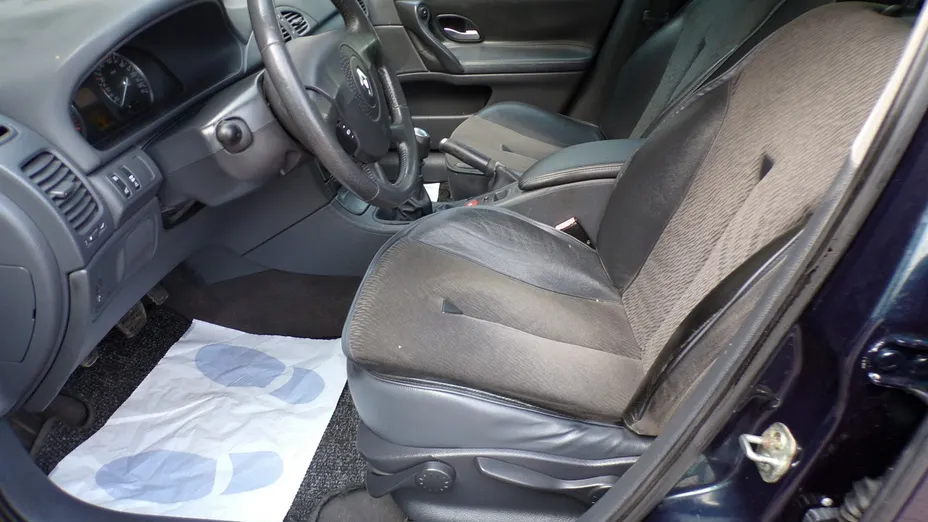 RENAULT Laguna -
