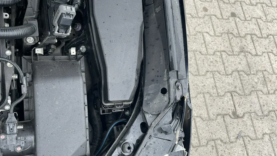 TOYOTA Camry -