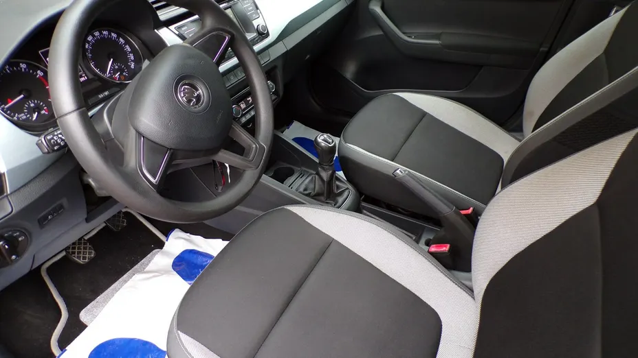 SKODA Fabia -