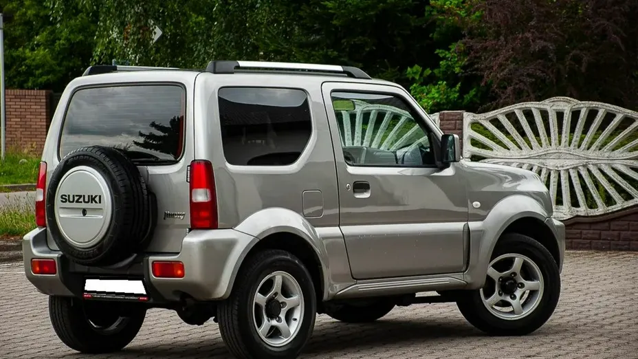 SUZUKI Jimny -