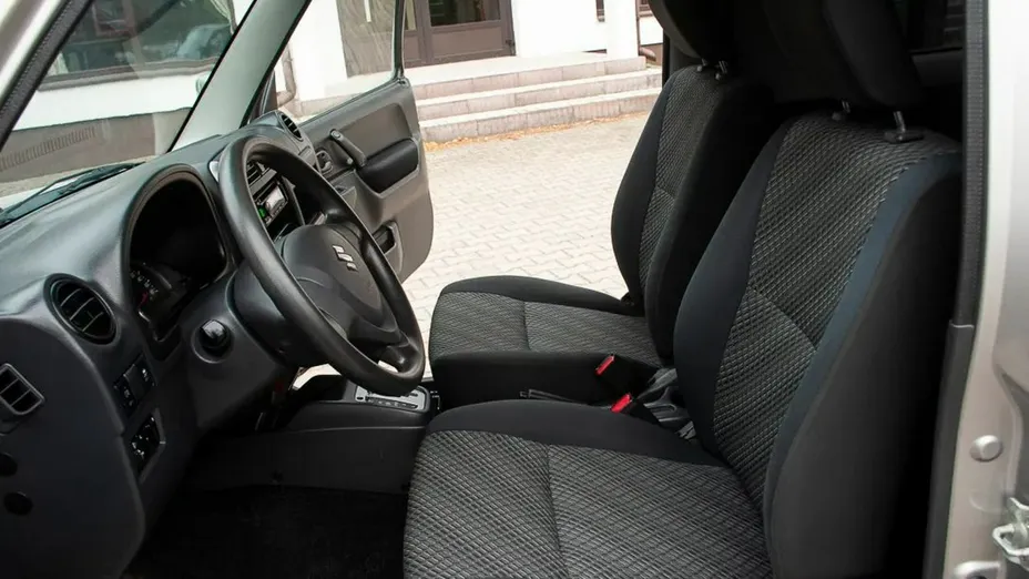 SUZUKI Jimny -