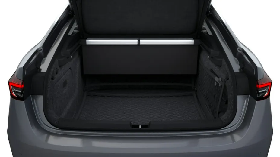 SKODA Superb -