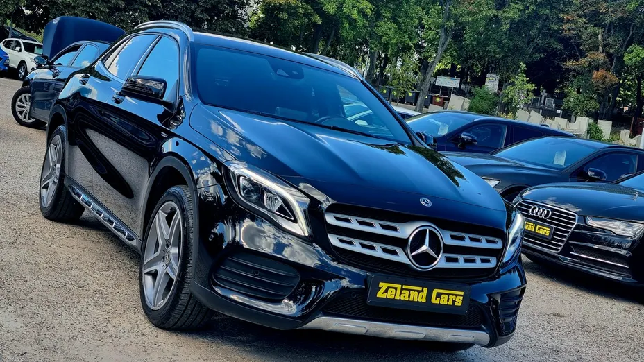 MERCEDES-BENZ GLA -