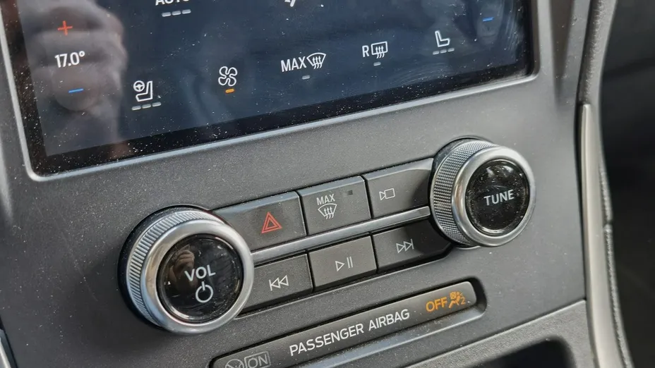 FORD Edge -