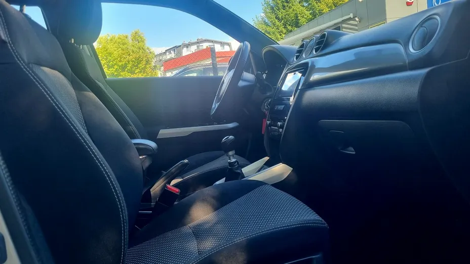 SUZUKI Vitara -