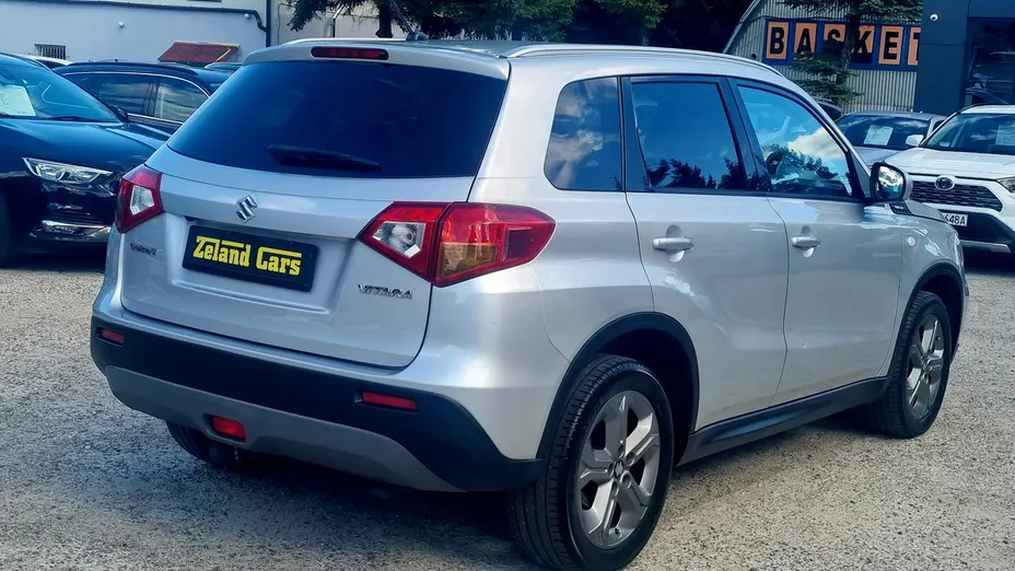 SUZUKI Vitara -