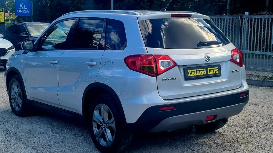 SUZUKI Vitara -