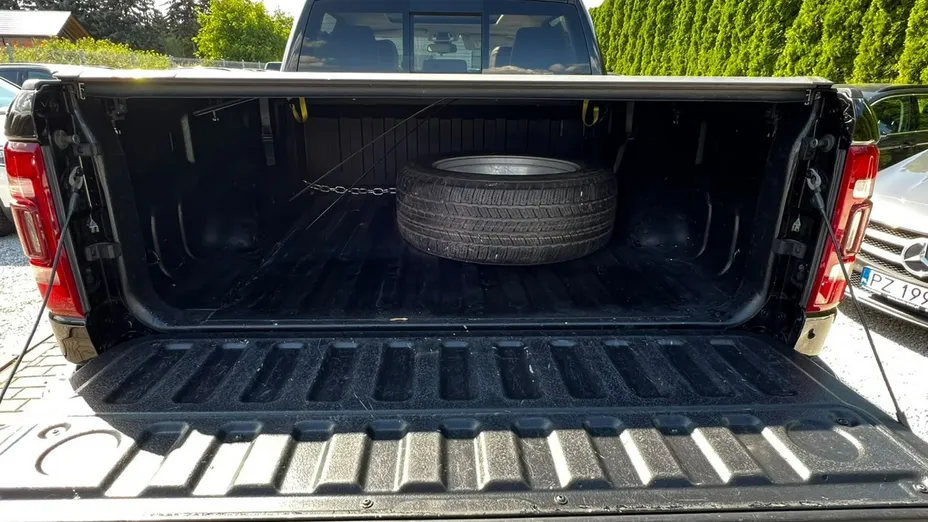 DODGE RAM -
