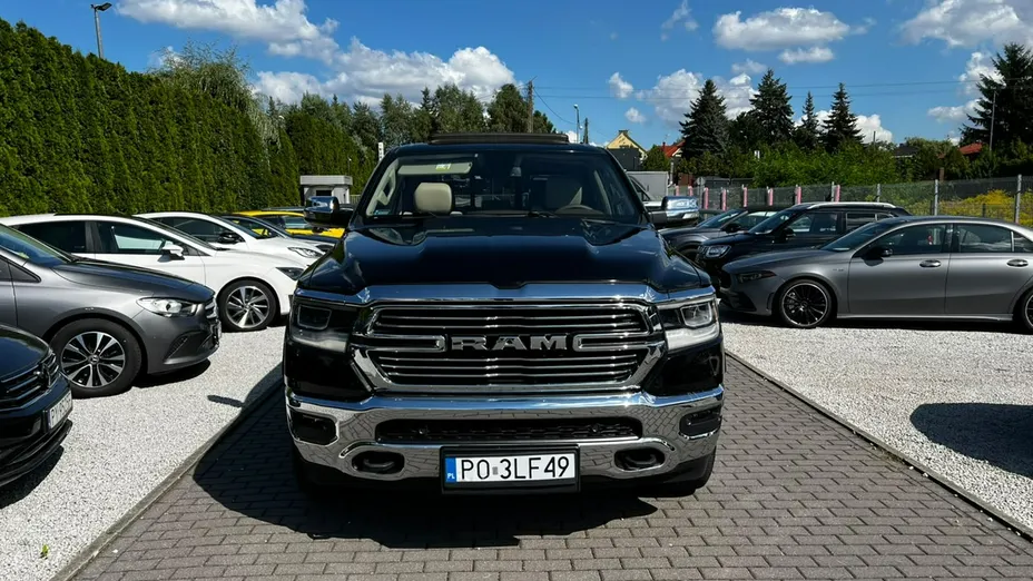 DODGE RAM -