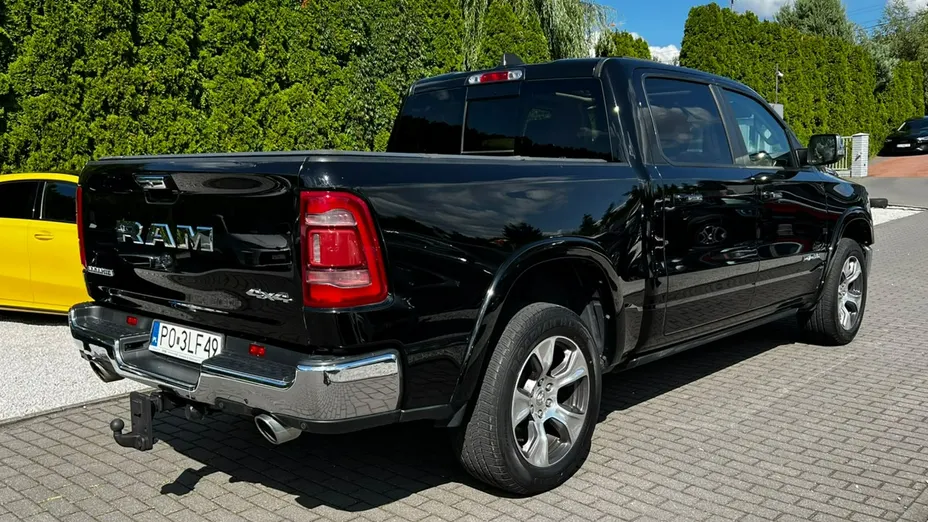 DODGE RAM -