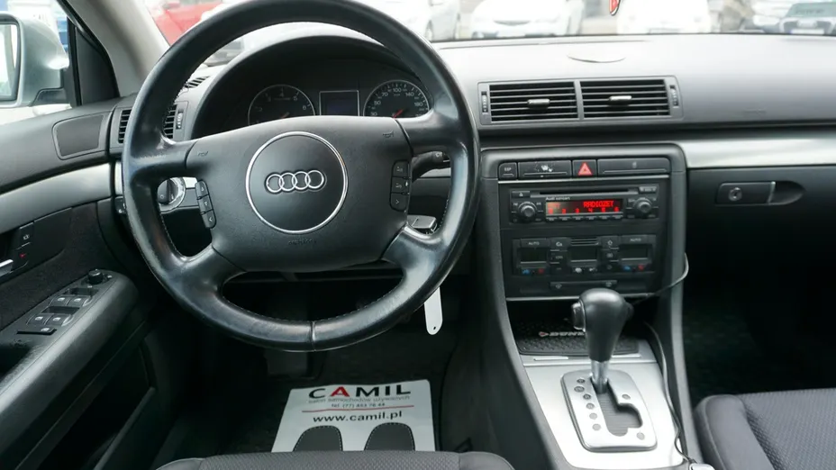 AUDI A4 -