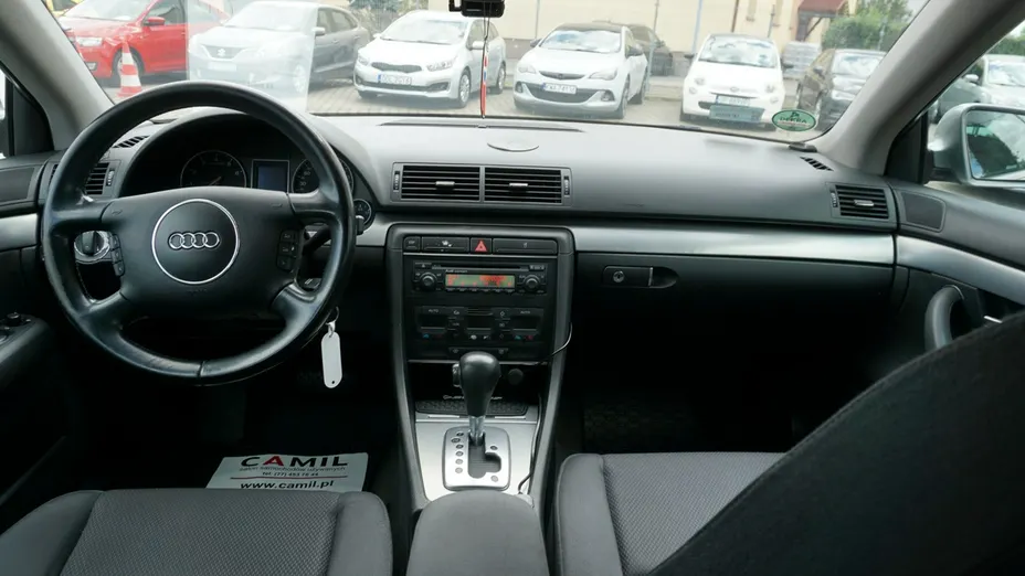 AUDI A4 -