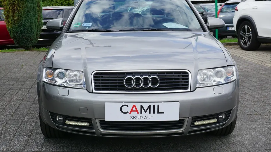 AUDI A4 -