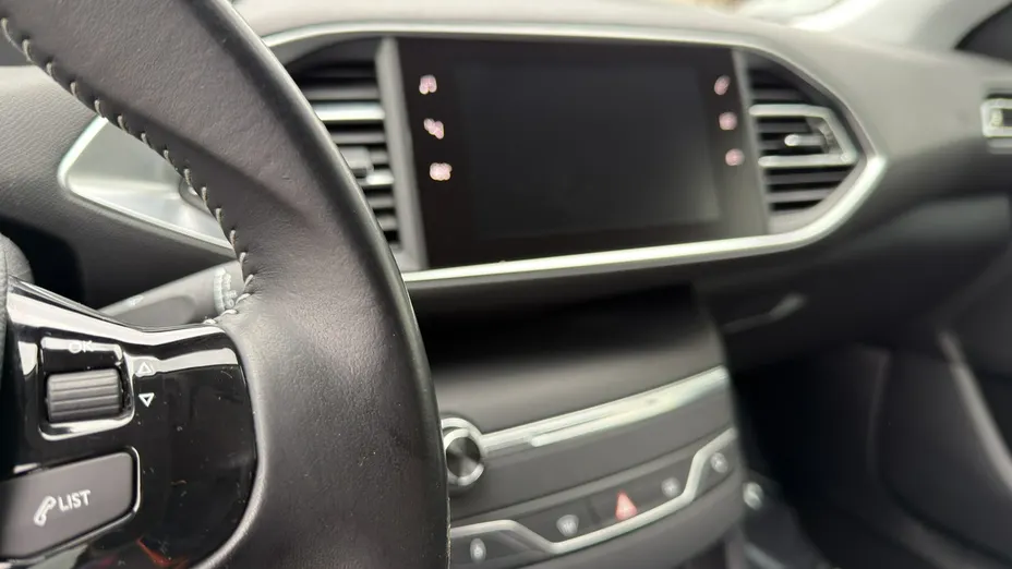 PEUGEOT 308 -