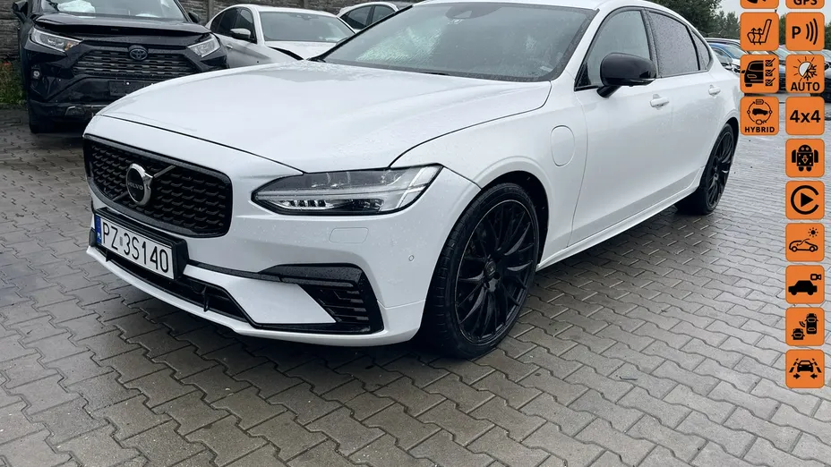 VOLVO S90 -