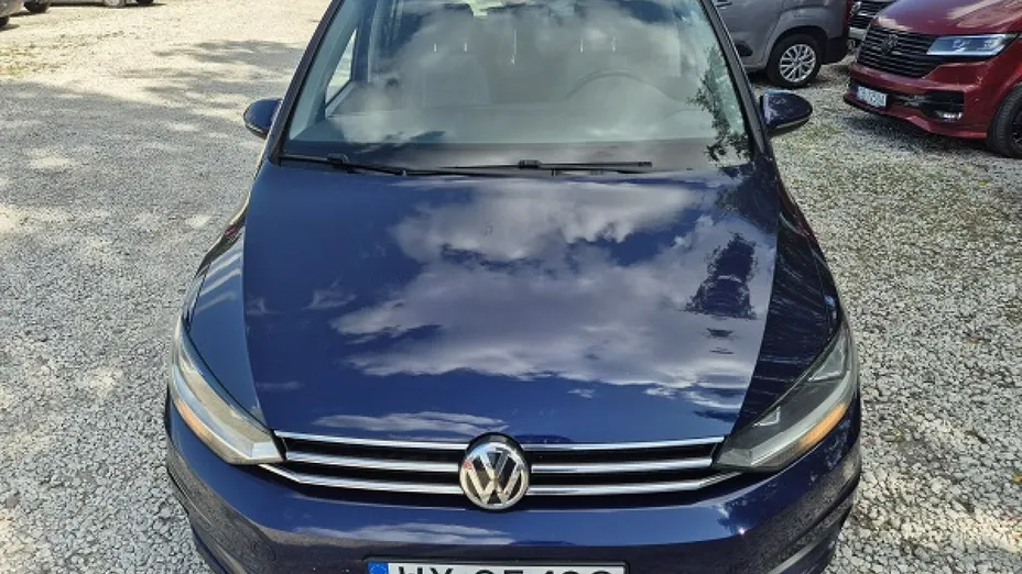 VOLKSWAGEN Touran -