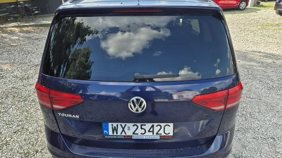 VOLKSWAGEN Touran -