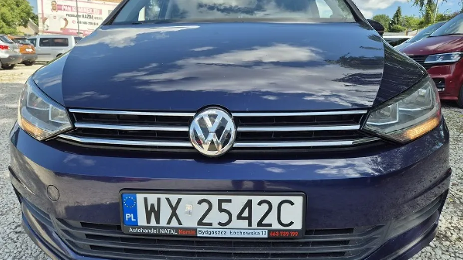 VOLKSWAGEN Touran -