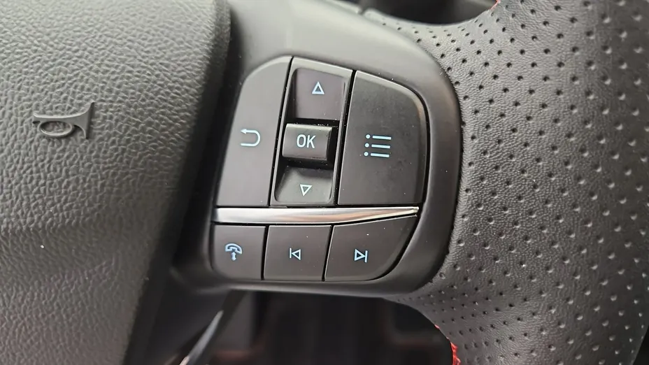 FORD Kuga -
