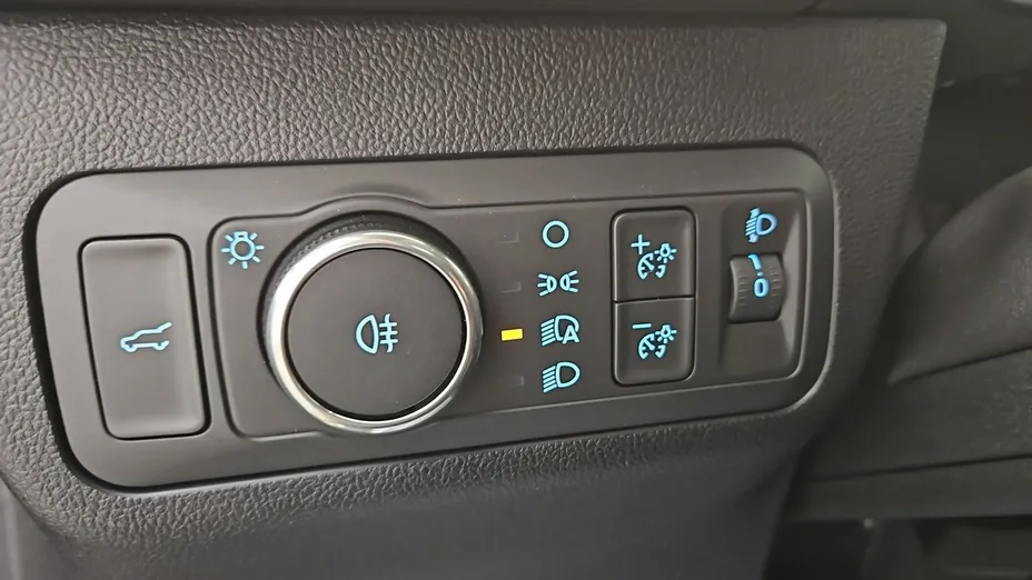 FORD Kuga -
