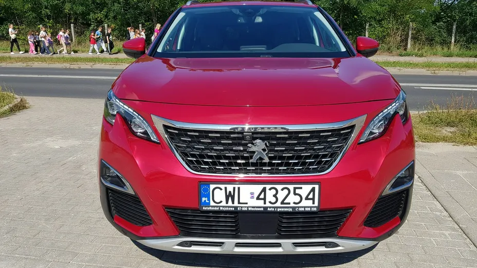 PEUGEOT 3008 -