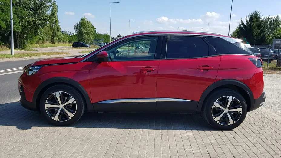 PEUGEOT 3008 -