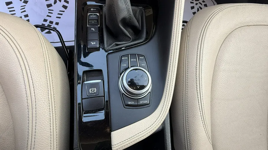 BMW X1 -