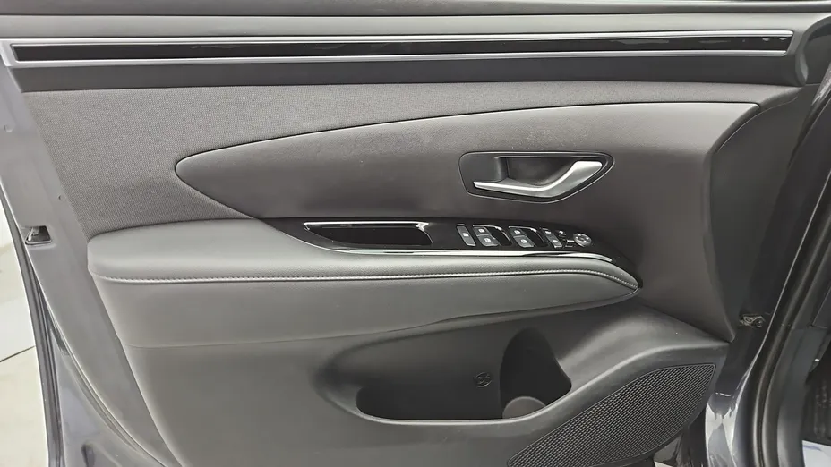 HYUNDAI Tucson -