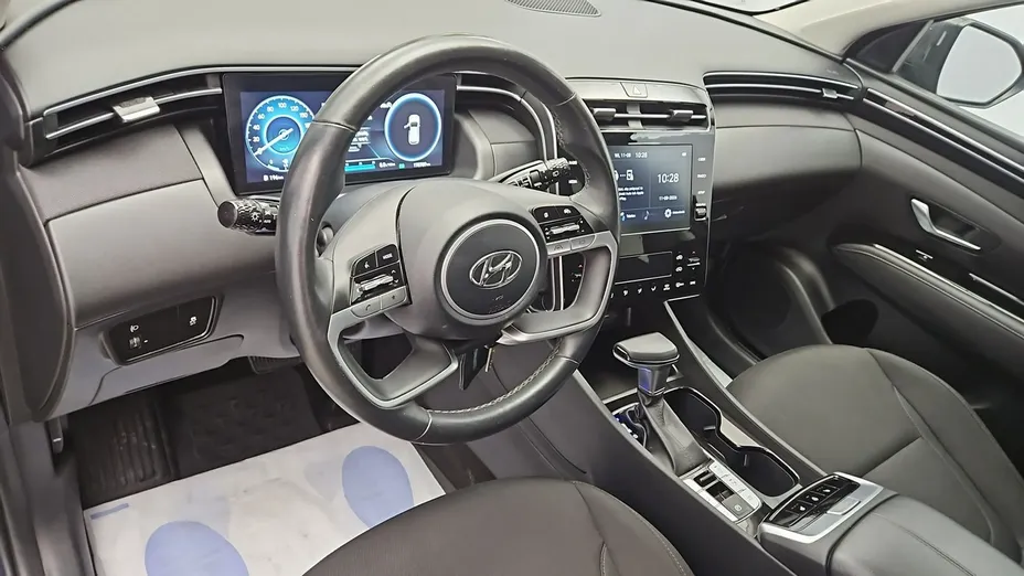 HYUNDAI Tucson -