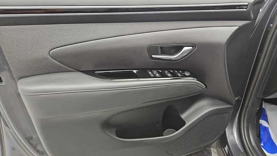 HYUNDAI Tucson -