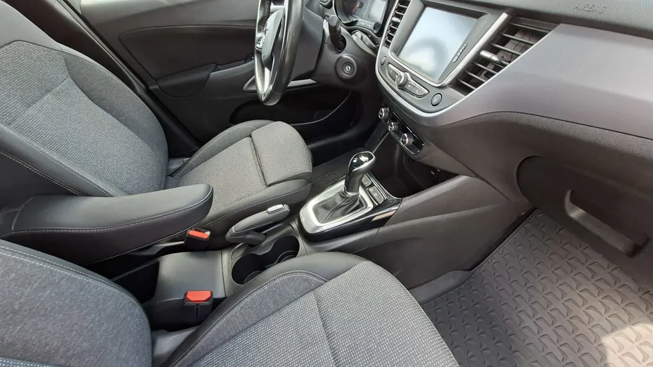 OPEL Crossland -