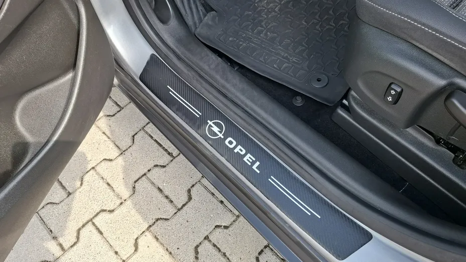 OPEL Crossland -