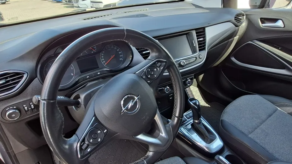 OPEL Crossland -