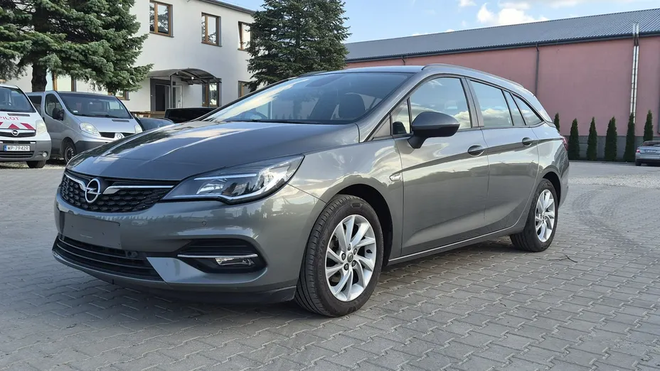 OPEL Astra -