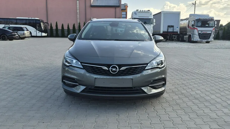 OPEL Astra -